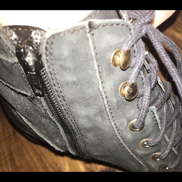 Ankle booties - Picture 6 of 6